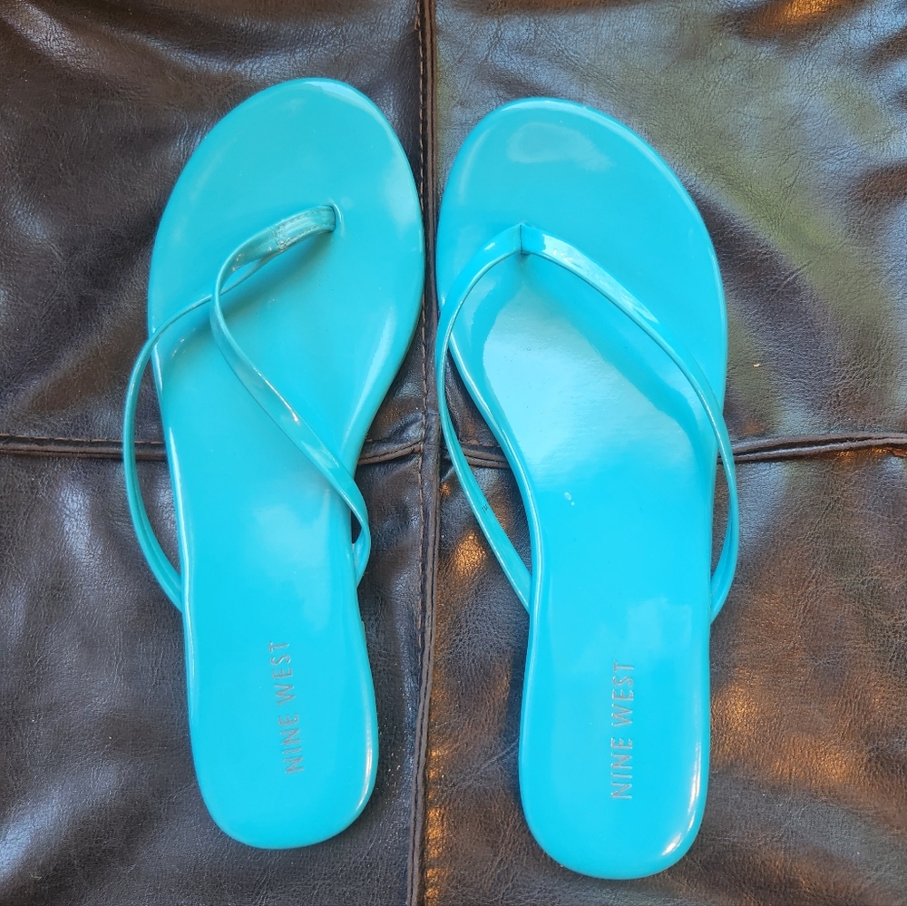 Sandles